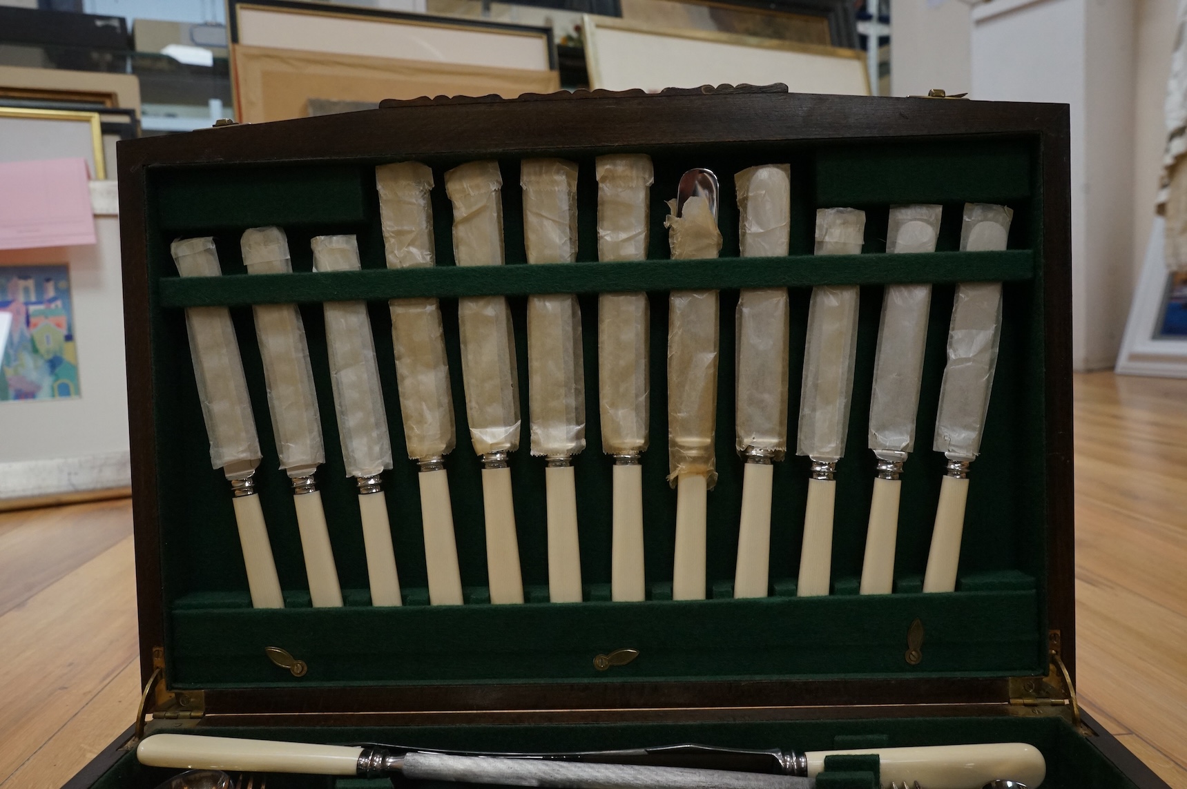 An oak canteen of silver plated cutlery